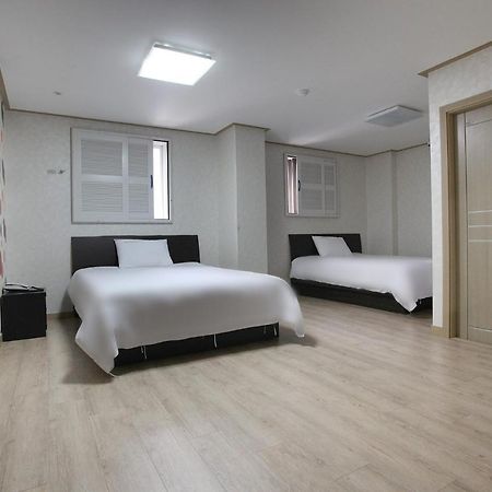 Orange Tree Hotel Jeju Exterior photo