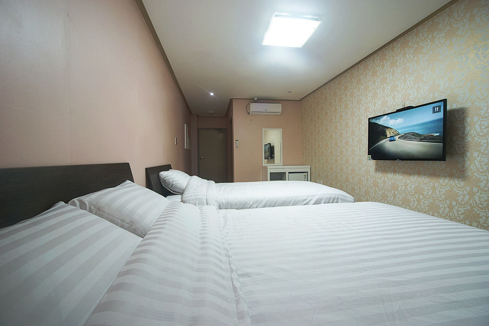 Orange Tree Hotel Jeju Exterior photo