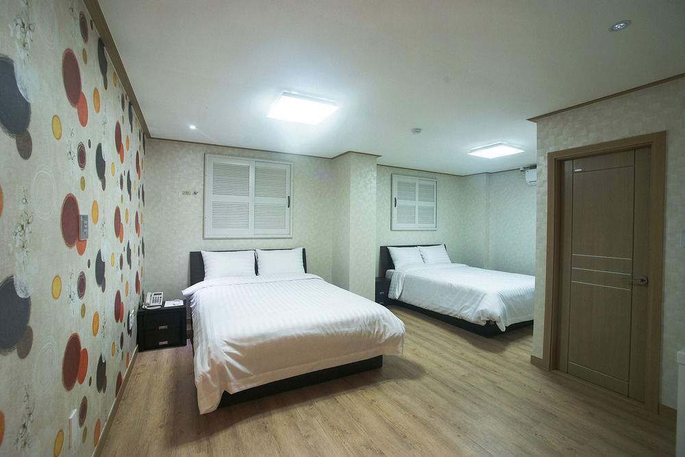 Orange Tree Hotel Jeju Exterior photo