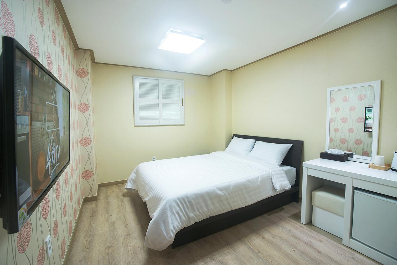 Orange Tree Hotel Jeju Exterior photo