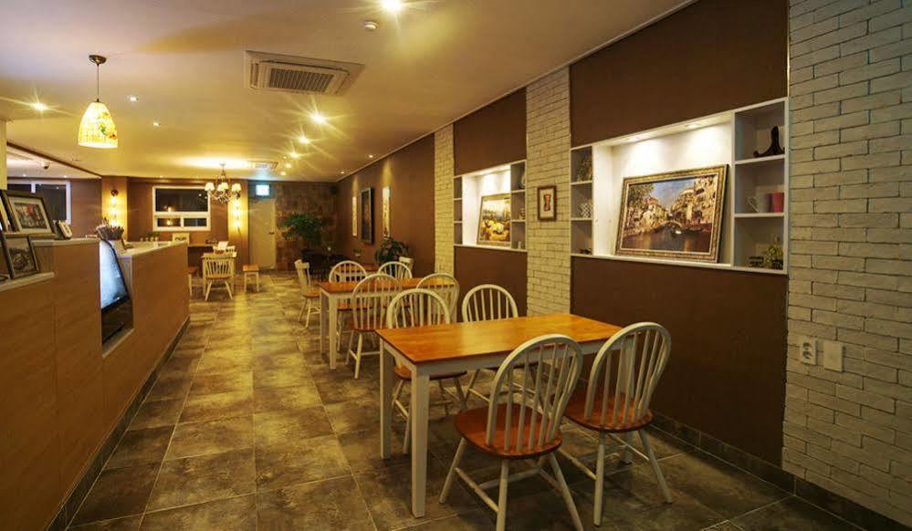 Orange Tree Hotel Jeju Exterior photo