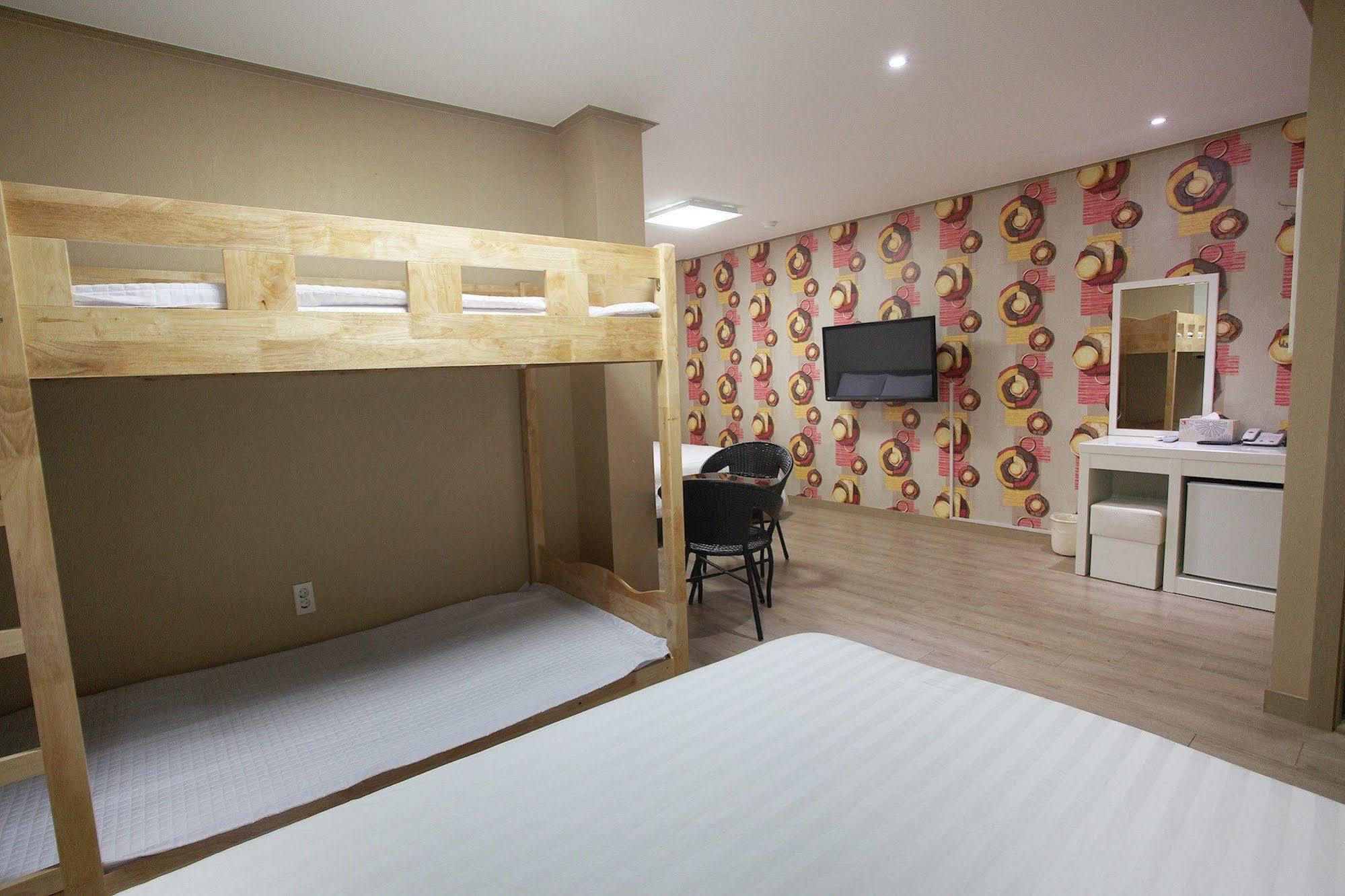 Orange Tree Hotel Jeju Exterior photo